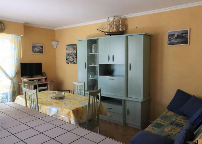 T2 à - De Pontaillac - 2 Adultes/2 Enfants, Terrasses, Parking, Proche Commerces - Fr-1-738-32 *